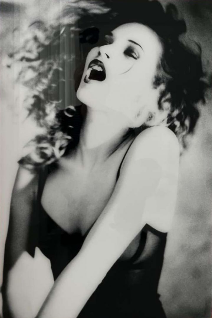 Ellen VON UNWERTH (*1954, Germany): Ecstasy, Kate Moss  – Christophe Guye Galerie