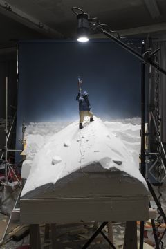 Cortis & Sonderegger (*1978/*1980, Switzerland): Making of "Tenzing Norgay on the Summit of Mount Everest" by Edmund Hillary 1953 – Christophe Guye Galerie