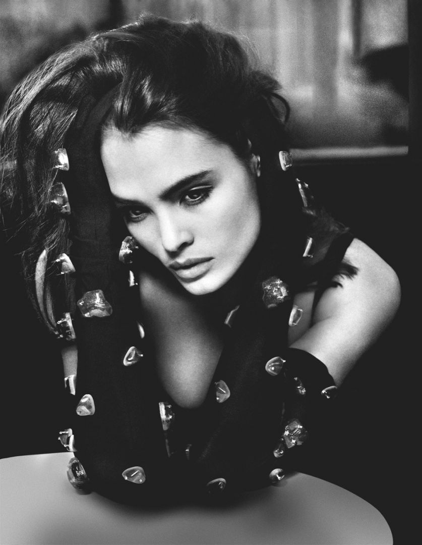 Albert WATSON (*1942, Scotland): Talisa Sato, Naples, Italy, 1990 – Christophe Guye Galerie