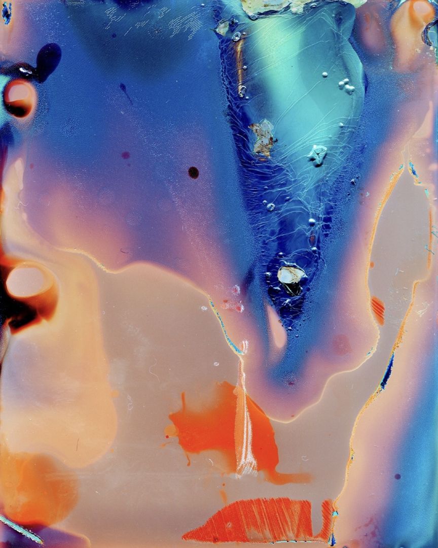 Daisuke YOKOTA (*1983, Japan): Untitled (from the series Color Photographs) – Christophe Guye Galerie