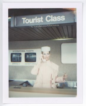 Ellen VON UNWERTH (*1954, Germany): Flight Delayed, Meghan Douglas, Vogue Italia, October – Christophe Guye Galerie