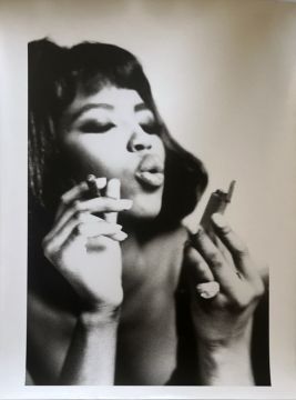 Ellen VON UNWERTH (*1954, Germany): Briquet, Naomi Campbell – Christophe Guye Galerie