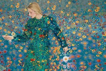 Erik MADIGAN HECK (*1983, United States): Eniko in Flowers, Archive – Christophe Guye Galerie