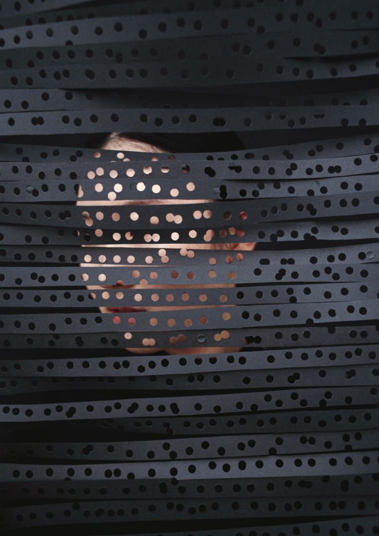 Ina JANG (*1982, South Korea): A Peek – Christophe Guye Galerie