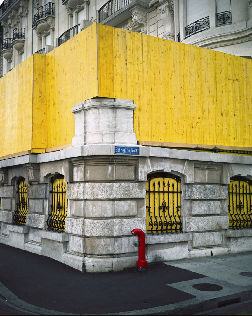 Jules SPINATSCH (*1964, Switzerland): Antilogo 18 (Temporary Discomfort V, Revolution Marketing, Evian/Geneva) – Christophe Guye Galerie