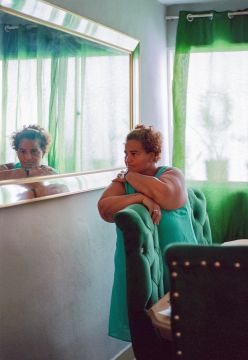 Karla HIRALDO VOLEAU (*1992, French-Dominican): Maria Ines – Christophe Guye Galerie