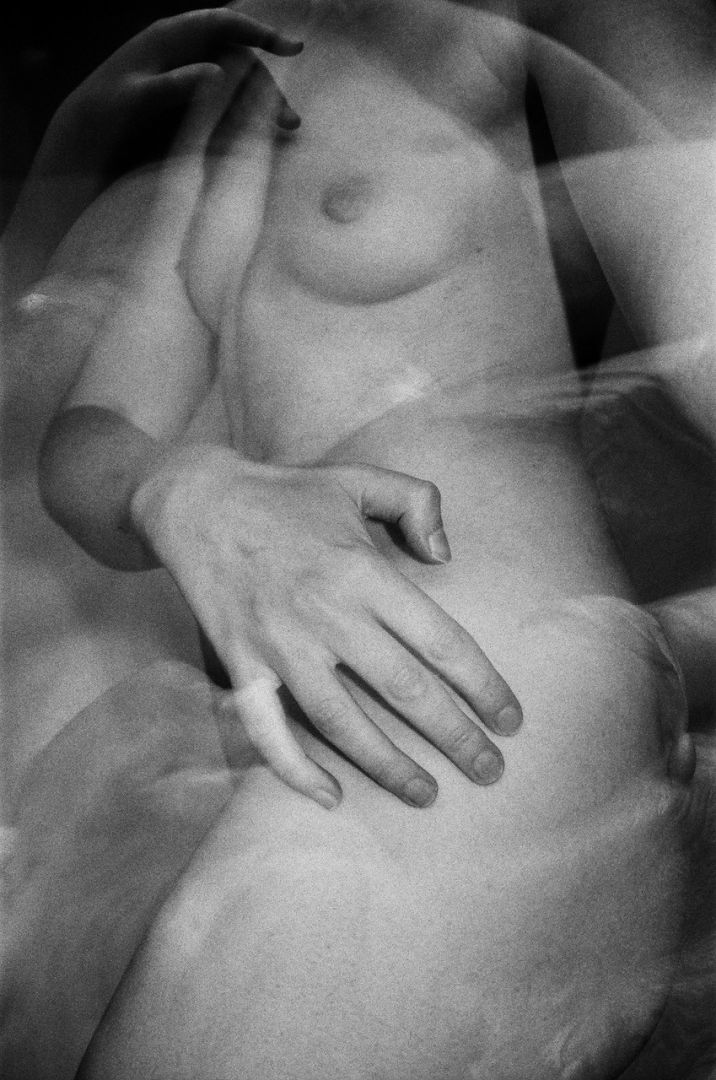 Lina SCHEYNIUS (*1981, Sweden): Untitled (Touching) – Christophe Guye Galerie