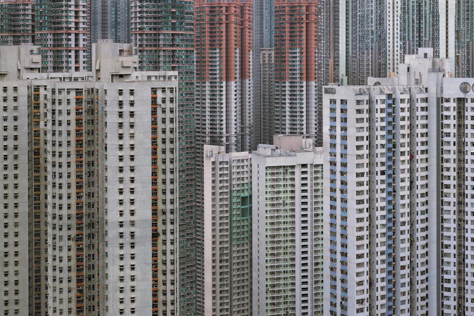 Michael WOLF (1954 – 2019, Germany): Architecture of Density #45 – Christophe Guye Galerie