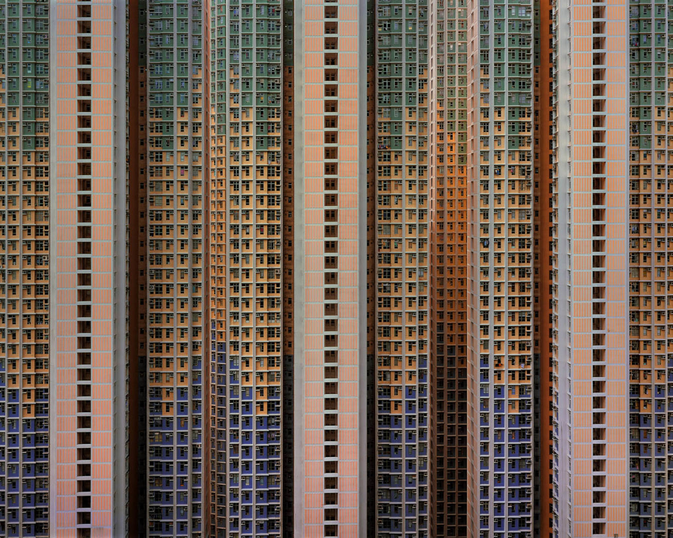 Micheal WOLF (1954 – 2019, Germany): Architecture of Density #91 – Christophe Guye Galerie