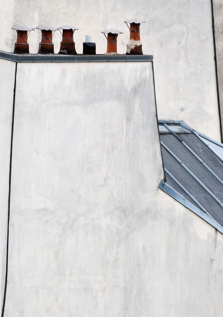 Michael WOLF (1954 – 2019, Germany): Paris Rooftops 15 – Christophe Guye Galerie