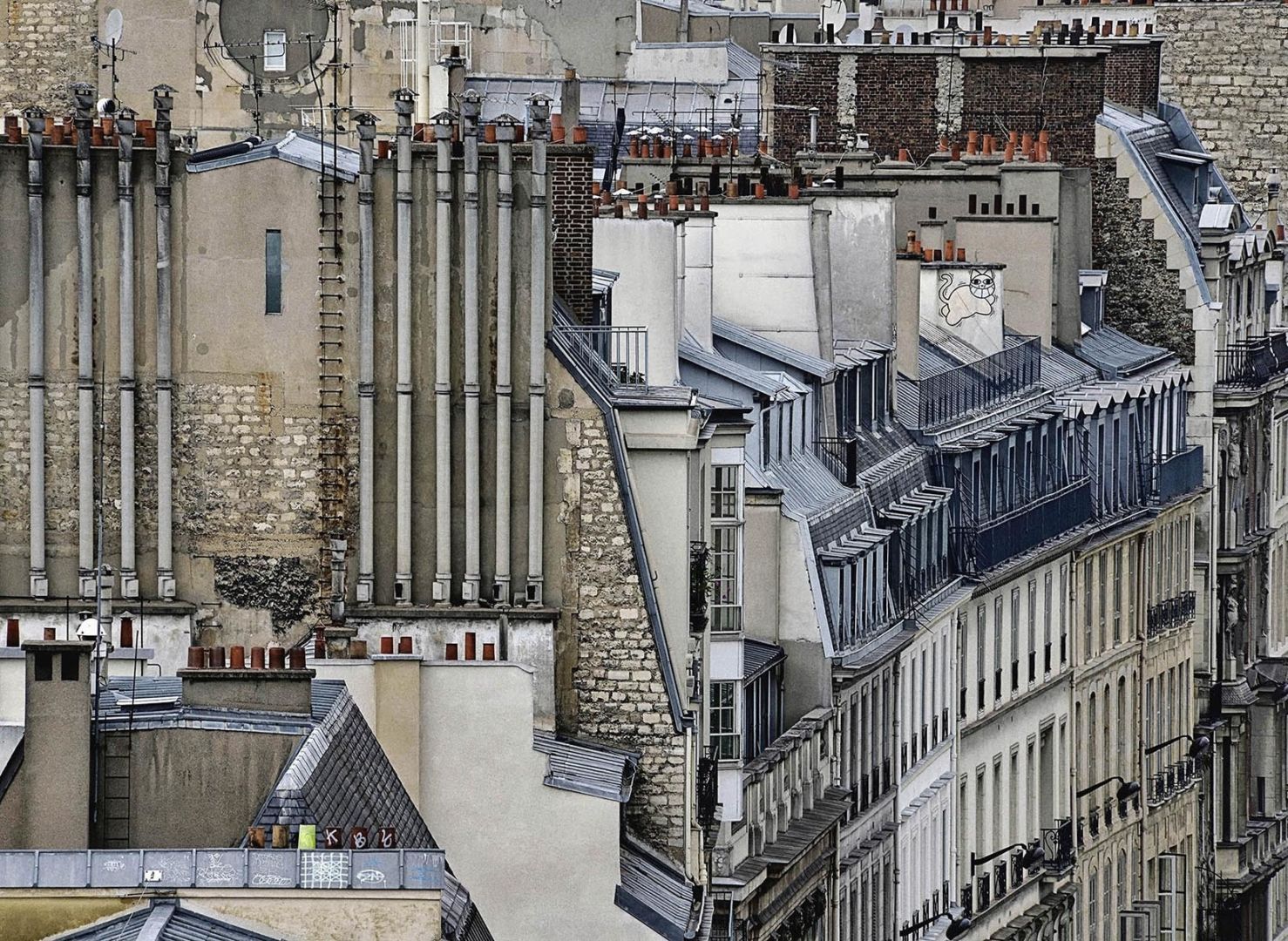 Michael WOLF (1954 – 2019, Germany): Paris Rooftops 08 – Christophe Guye Galerie