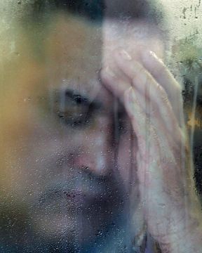 Michael WOLF (1954 – 2019, Germany): Tokyo Compression #109 – Christophe Guye Galerie