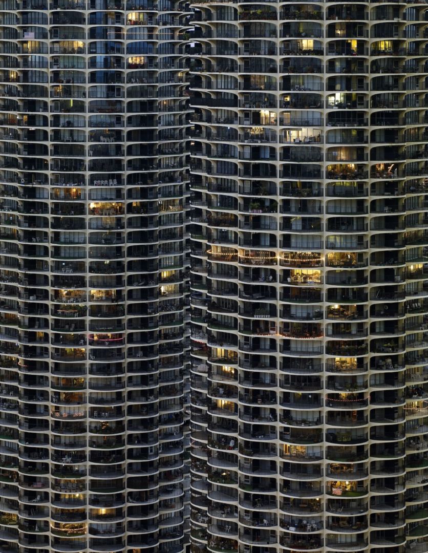 Michael WOLF (1954 – 2019, Germany): Transparent City #06 – Christophe Guye Galerie