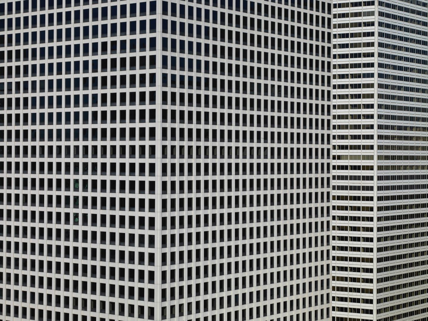Michael WOLF (1954 – 2019, Germany) : Transparent City #12  – Christophe Guye Galerie