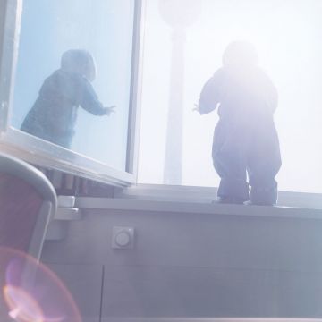 Rinko KAWAUCHI (*1972, Japan): Untitled, from the series 'the eyes, the ears,' – Christophe Guye Galerie