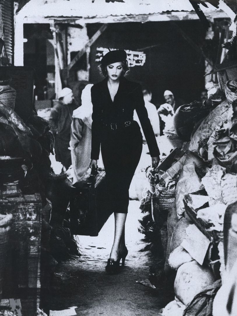 Ellen VON UNWERTH (*1954, Germany): Nadja Auermann, Morocco – Christophe Guye Galerie