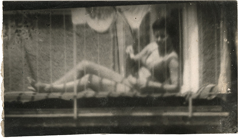 Miroslav Tichy: Untitled, MT Inv. No 3-8-437 – Christophe Guye Galerie
