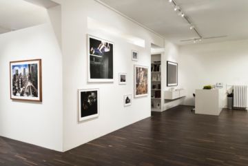  Installation Views – The Youth Code Ahn Henson Jang Abrar Brodie Darzacq Foglia Ovcharenko Simoneau 2013 – Christophe Guye Galerie